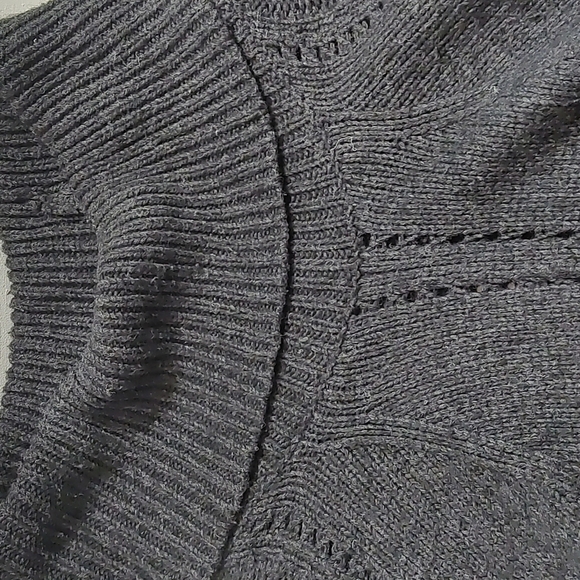 Ann Taylor Loft wool blend dark grey cowl neck high low hem sweater Size: XS - Picture 3 of 5